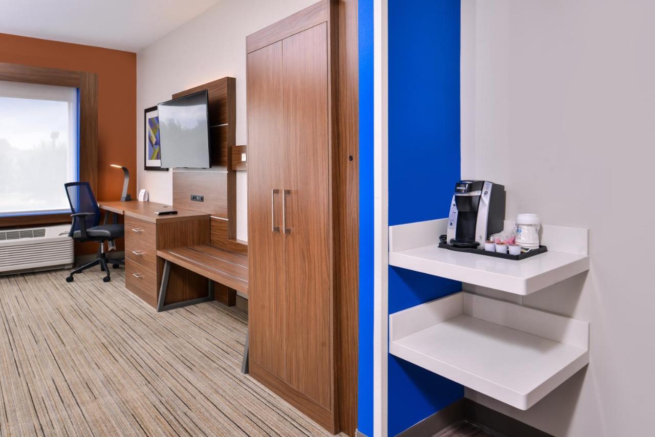 Holiday Inn Express & Suites Farmville By Ihg Eksteriør bilde