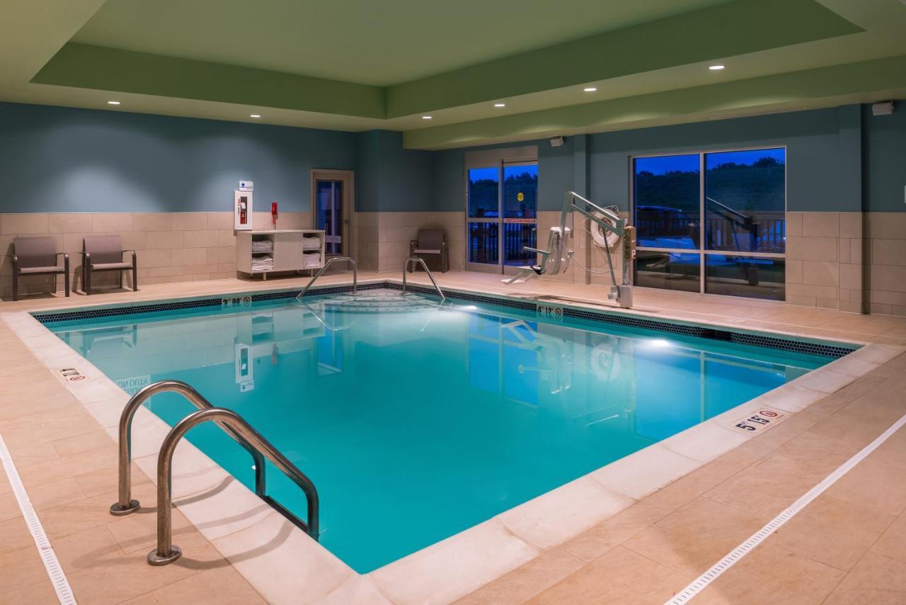 Holiday Inn Express & Suites Farmville By Ihg Eksteriør bilde