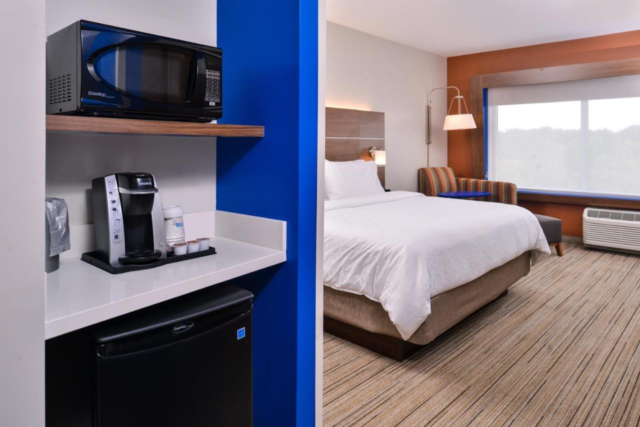Holiday Inn Express & Suites Farmville By Ihg Eksteriør bilde