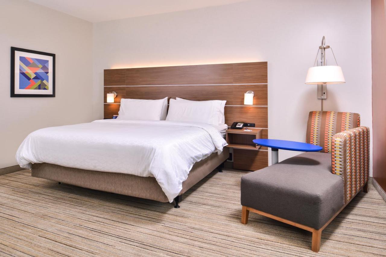 Holiday Inn Express & Suites Farmville By Ihg Eksteriør bilde