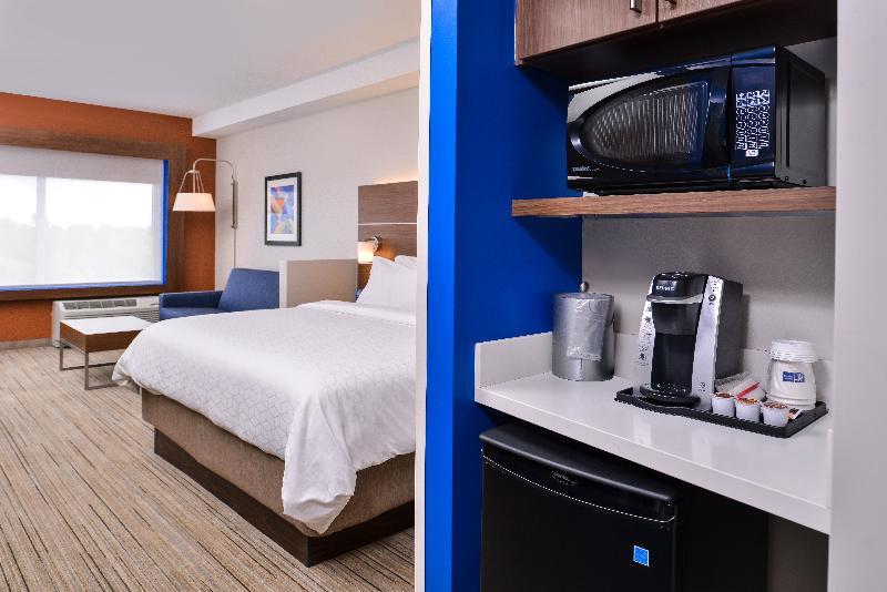 Holiday Inn Express & Suites Farmville By Ihg Eksteriør bilde